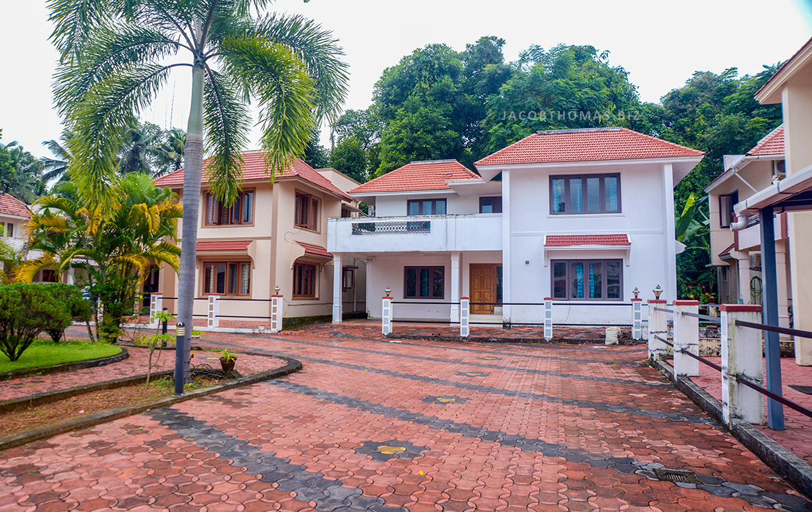 villa for sale.